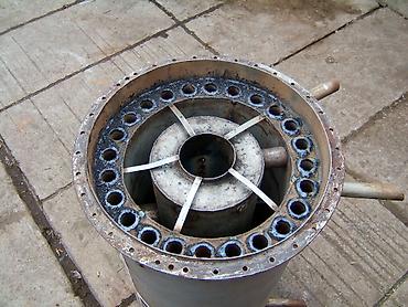 Парогенераторы, гладильное оборудование: Парогенератор на жидком и газообразном топливе 150- 200 кг. пара в — 5