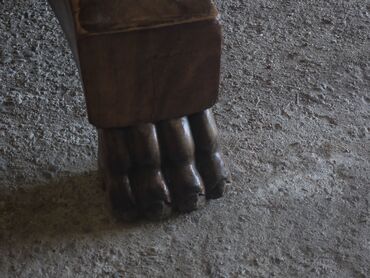 Stolovi: Okrugli drveni sto – klasičan dizajn - Materijal: masivno drvo sa — 9