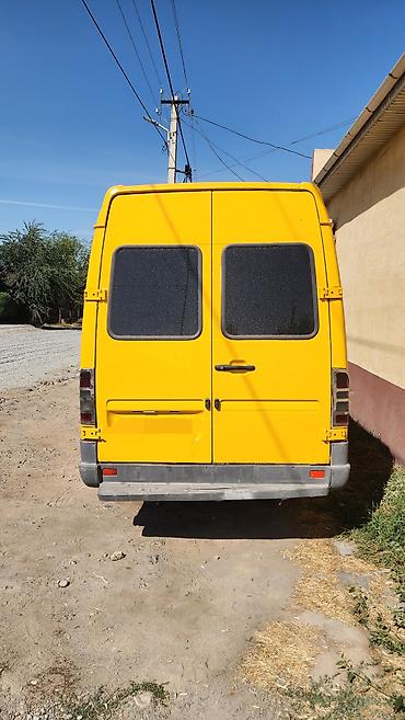 дубл кабина гигант: Mercedes-Benz Sprinter (длинная база, высокий потолок), желтый фургон — 2