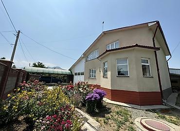 ош сити: Продается дом в селе Ак-Суу ( Теплоключенка) Площадь дома: 166,77 м² — 1