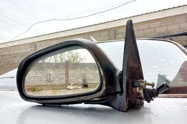 Зеркала: Боковое правое Зеркало Mazda 1993 г., Б/у, цвет - Черный, Оригинал