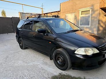 разбитые авто: Honda Odyssey: 2002 г., 2.3 л, Автомат, Бензин, Минивэн — 3