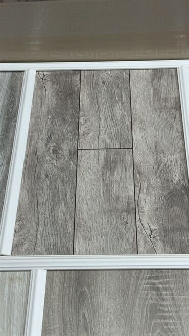 Laminat: Laminat döşəmə panelləri – müxtəlif ağac teksturalı dizaynlar Məhsul — 44