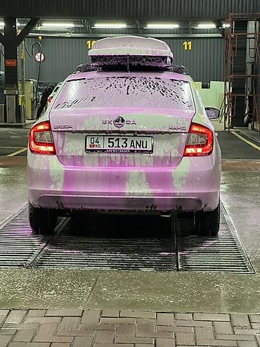 lx570 цена в бишкеке: Skoda Rapid: 2016 г., Седан — 4