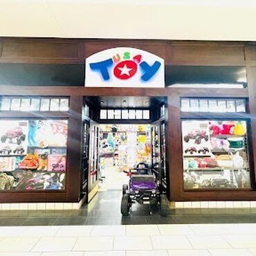 магазин игрушек бишкек: ИЩУ торговое место площадью -+100м2 в центре или в торговых центрах