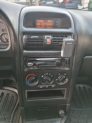 Opel: Opel Astra: 2 l | 2000 г. 319277 km Limuzina na lalafo.rs — 7 Opel: Opel Astra: 2 l | 2000 г. 319277 km Limuzina — 7