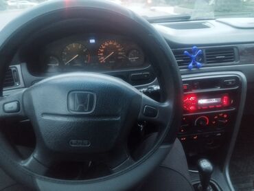 цивик хетчбек: Honda Civic: 1998 г., 1.4 л, Механика, Бензин, Хэтчбэк