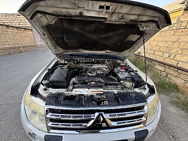 avto maşınlar: Mitsubishi Pajero: 3.5 l | 2011 il 237400 km Ofrouder/SUV — 10