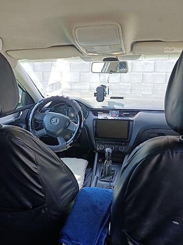 01: Skoda Octavia: 2014 г., 1.4 л, Механика, Бензин, Лифтбек — 4