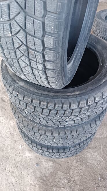 трактор 892 2: Шины 235 / 55 / R 18, Зима, Б/у, Комплект, Китай, Maxxis