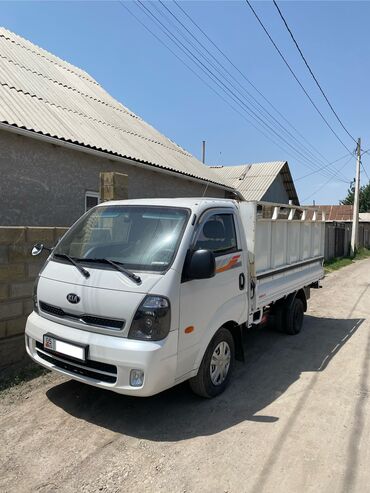 Легкий грузовой транспорт: Легкий грузовик, Hyundai, 3 т