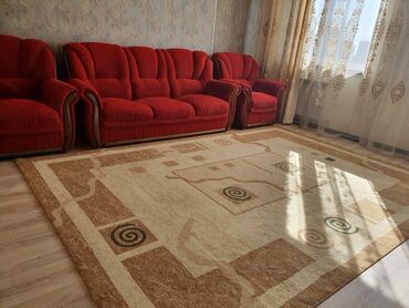 кухня мебель бу: Прямой диван, Б/у, Трёхместный и более