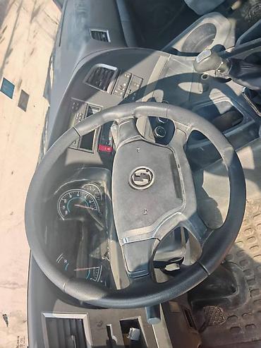 Другой строительный транспорт: Самосвал SHACMAN (6x4) - Колесная формула: 6x4, задняя тележка на — 7