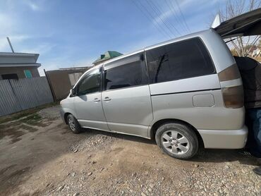 Toyota: Toyota Voxy: 2003 г., 2 л, Автомат, Бензин, Минивэн — 5