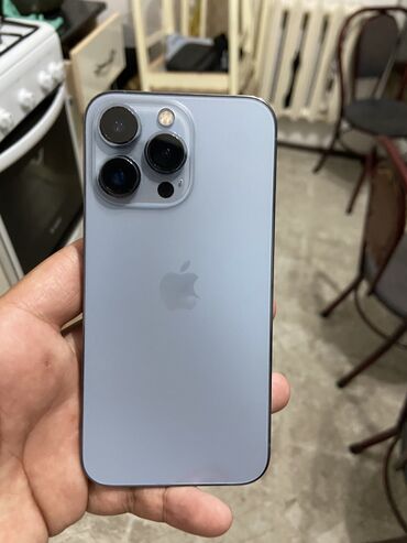 электронная книга: IPhone 13 Pro, Колдонулган, 256 ГБ, Көгүлтүр, Кулакчындар, Заряддоочу түзүлүш, Коргоочу айнек, 83 %
