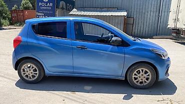 shevrolet lacetti: Chevrolet Spark: 2017 г., 1 л, Автомат, Бензин, Хэтчбэк — 8