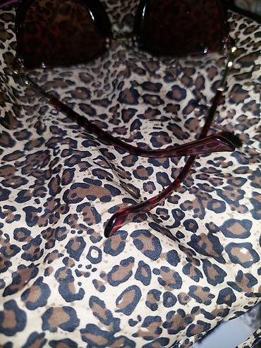 Eynəklər: Biri 10 azn — 10