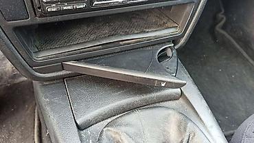 prodaja bisona: DRZAC ZA CASE ZA VOLKSWAGEN PASSAT B5, PASSAT B5.5 | Drzac za case — 4