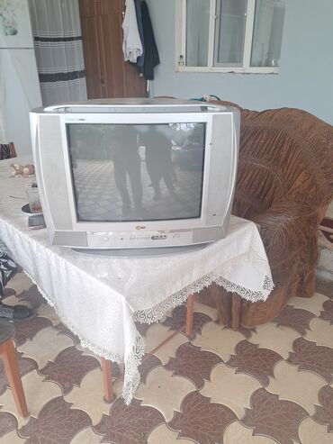 rezident evil 7: İşlənmiş Televizor LG LCD 70" Ünvandan götürmə