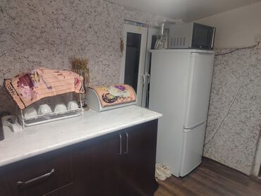 Uzunmüddətli kirayə evlər: Həyət evi – geniş, tamamilə daş döşənmiş həyət və işıqlı, uzun — 12