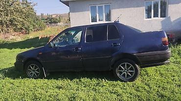 golf venta: Volkswagen Vento: 1993 г., 1.8 л, Механика, Бензин, Седан — 4