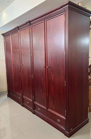 шкаф с ключом: Шкаф плательный Атена (гардероб), Румыния - 5 распашных дверей, цвет