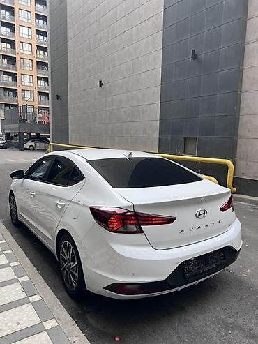 hyundai elantra 2014: Hyundai Elantra: 2018 г., 1.6 л, Бензин, Седан — 5