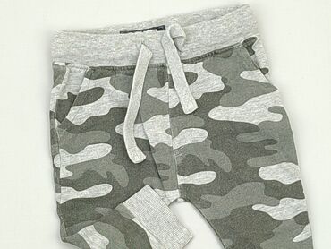 spodnie dresowe na szczupłego chłopca: Sweatpants, Next, 6-9 months, condition - Very good