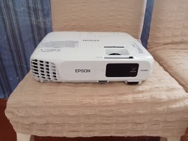 Televizorlar: Stasionar Proyektor Epson