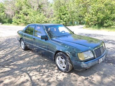 Транспорт: Mercedes-Benz E 250: 2.5 л | 1993 г. | Седан