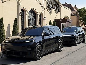 roewe ei5: Lixiang L9: 2023 г., 1.5 л, Электромобиль — 2