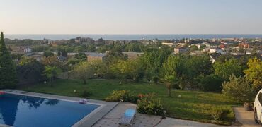 Həyət evləri və villaların satışı: 6 otaqlı, 350000 kv. m, Orta təmir — 26