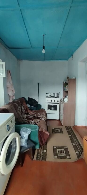 сколько стоит построить кирпичный дом 100 кв м: Үйдүн жарымы, 33 кв. м, 2 бөлмө, Риелтор, Эски ремонт