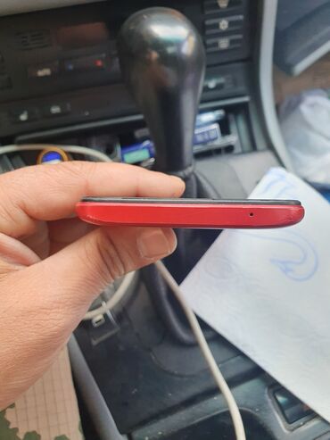 Xiaomi: Xiaomi Redmi 8A, 64 GB, rəng - Qırmızı, 
 İki sim kartlı