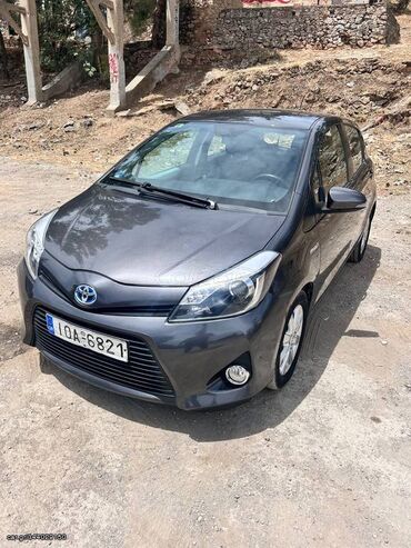 Toyota: Toyota Yaris: 1.5 l. | 2012 έ. Χάτσμπακ