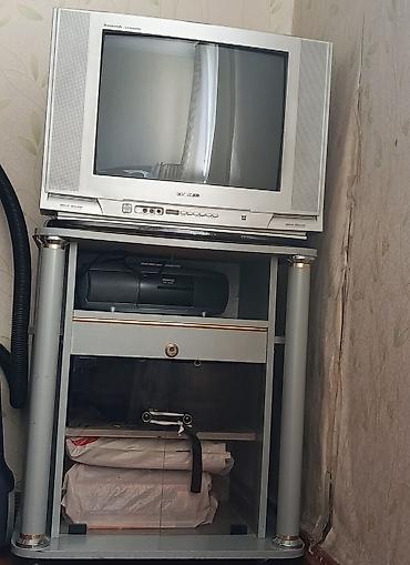 Klassik CRT televizor və televizor altlığı (stend) dəsti - Televizor lalafo.az -da Klassik CRT televizor və televizor altlığı (stend) dəsti - Televizor