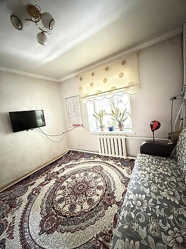 Продажа коттеджей и домов: 4 комнаты, 86 м², 4 соток, Бишкек, Рабочий Городок Агентство недвижимости — 11