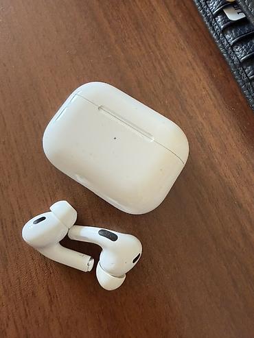 qulaq: Apple AirPods Pro (2-ci nəsil) – orijinal qulaqcıqlar və şarj qutusu — 1