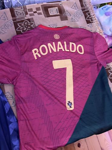 real madrid: Futbol Forması 3 Ədəd,Səliqəli istifade olunub cırığı söküyü — 1