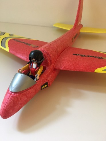 Igračke: PLAYMOBILE AVION 48 cm. Raspon krila - 50cm. Rasklopiv, pilot koji se — 9