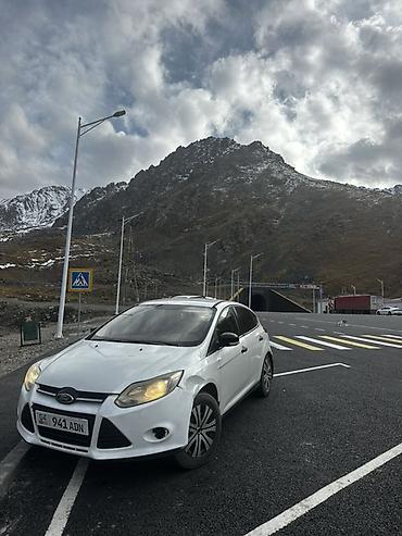 Продажа авто: Ford Focus: 2013 г., 1.6 л, Механика, Бензин, Хэтчбэк — 5