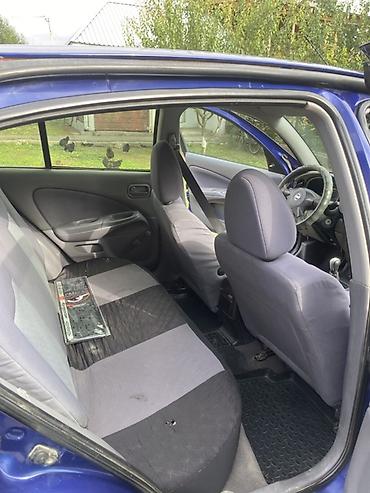 салон для машины: Nissan Almera: 2003 г., 1.5 л, Механика, Бензин, Хэтчбэк — 2