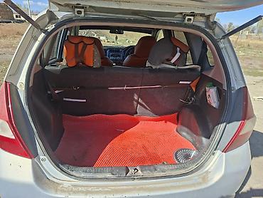 Haima: Honda Fit: 2005 г., 1.3 л, Автомат, Бензин, Хетчбек — 4