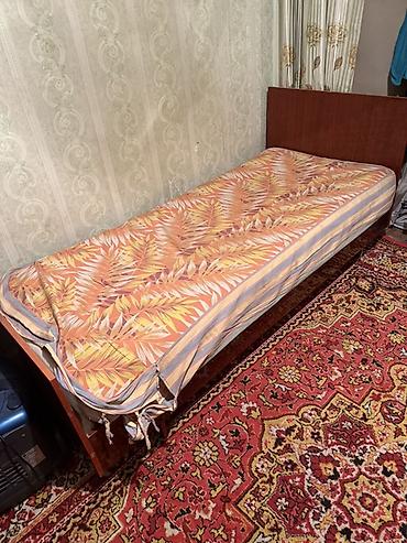 Мебель: Односпальная кровать с матрасом - Размер спального места — 1