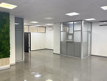 сдается офис: Аренда офисов, 96 м², В жилом комплексе, 1 линия — 3
