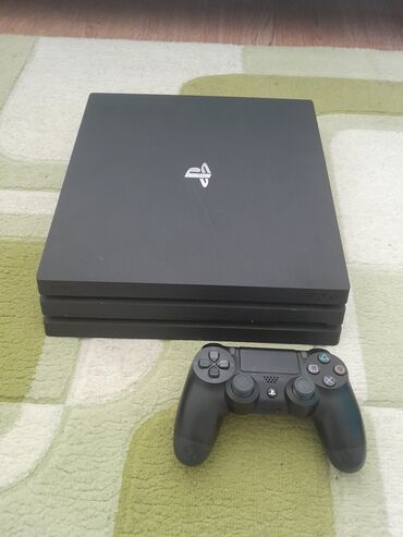 plestesen: Ps4 pro 1tb yaxşi veziyetde,bir eded oriqinal pult,usdada olmayib,hec
