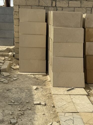 tamet daşı: Təbii daş plitələr – fasad və döşəmə üçün - Material: təbii qumdaşı