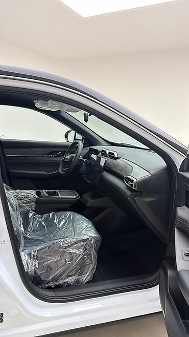 Dongfeng: Dongfeng : 2025 г., Гибрид, Кроссовер — 10