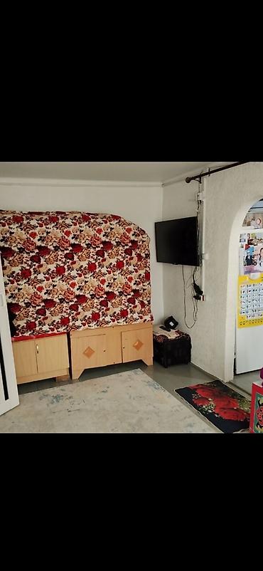 Үйлөрдү ижарага берүү: 68 м², 4 бөлмө, Жаш гвардия, Чогуу жашоосу жок — 6