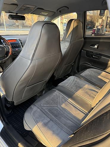 Kia: Kia Ceed: 2008 г., 2 л, Механика, Бензин, Универсал — 7